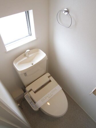 ヴェリナ・フォーの物件内観写真